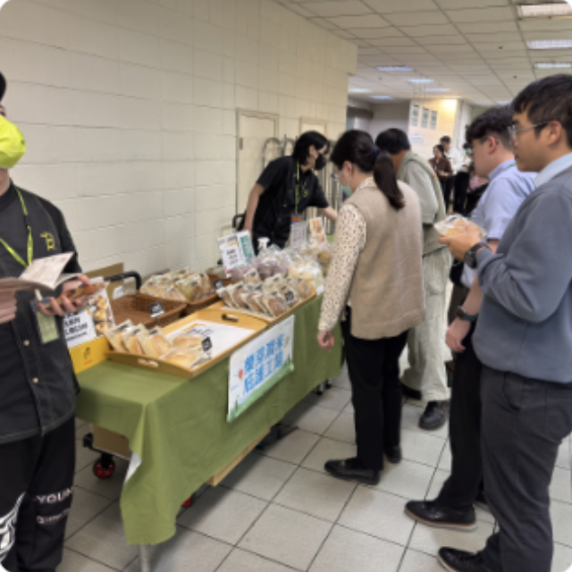 長榮航太攜手樂芽潤米Tribake X Roomy庇護工場，舉辦公益義賣活動以行動支持身心障礙者就業